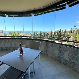 amplia-terraza-con-maravillosas-vistas-muy-cerca-de-la-playa.1costadelsol.com/